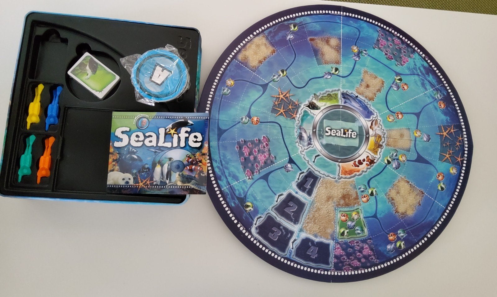 SeaLife DVD Bordspel - Educatief Spel voor het Hele Gezin, Drie of vier spelers, Ophalen of Verzenden, Zo goed als nieuw