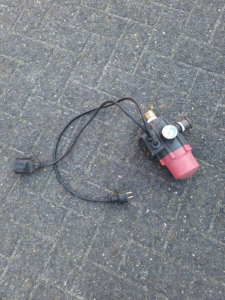 Drukregelaar en manometer, Ophalen of Verzenden, Gebruikt, Elektrisch, Hydrofoorpomp