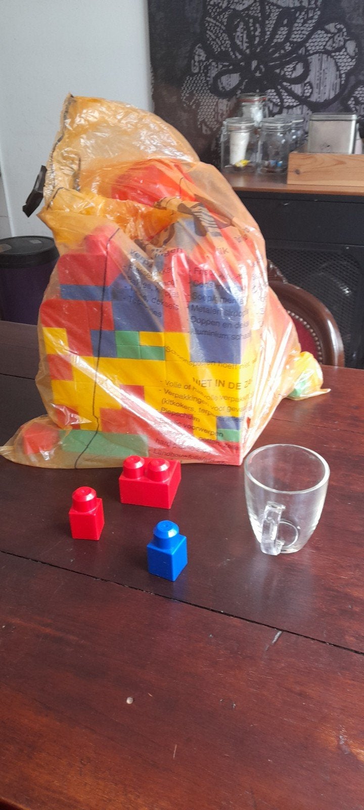 Speelblokken, Ophalen