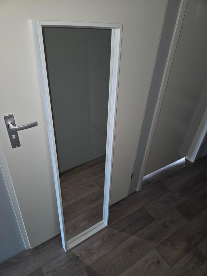 Nissedal Spiegel Wit 40 x 150, Huis en Inrichting, Woonaccessoires | Spiegels, Minder dan 50 cm, Ophalen of Verzenden, Zo goed als nieuw