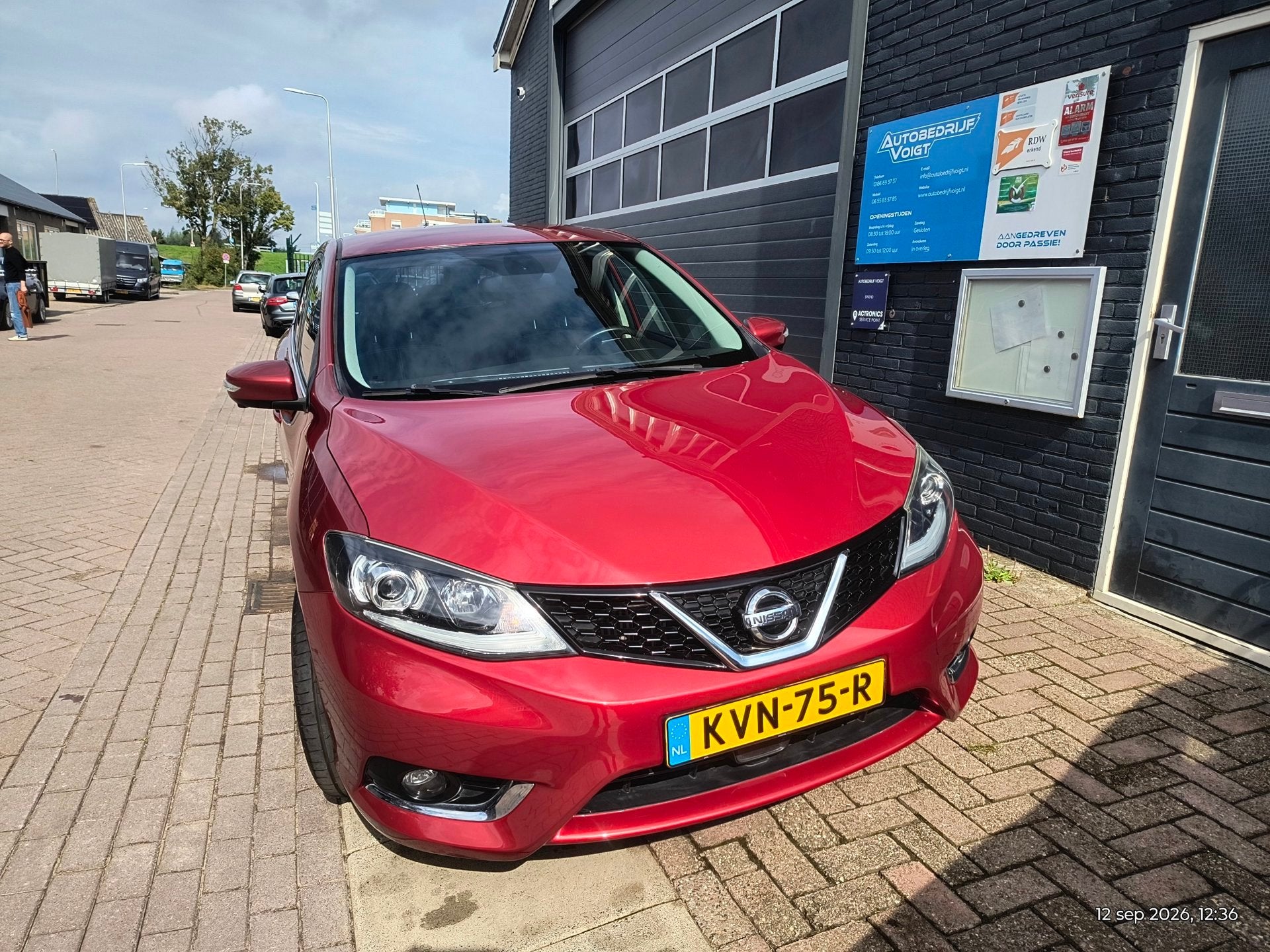 Nissan NISSAN PULSAR 1.6 DIG-T Tekna 190PK zeer luxe. Grote, Auto's, Voorwielaandrijving, Dealer onderhouden, 1618 cc, Gebruikt