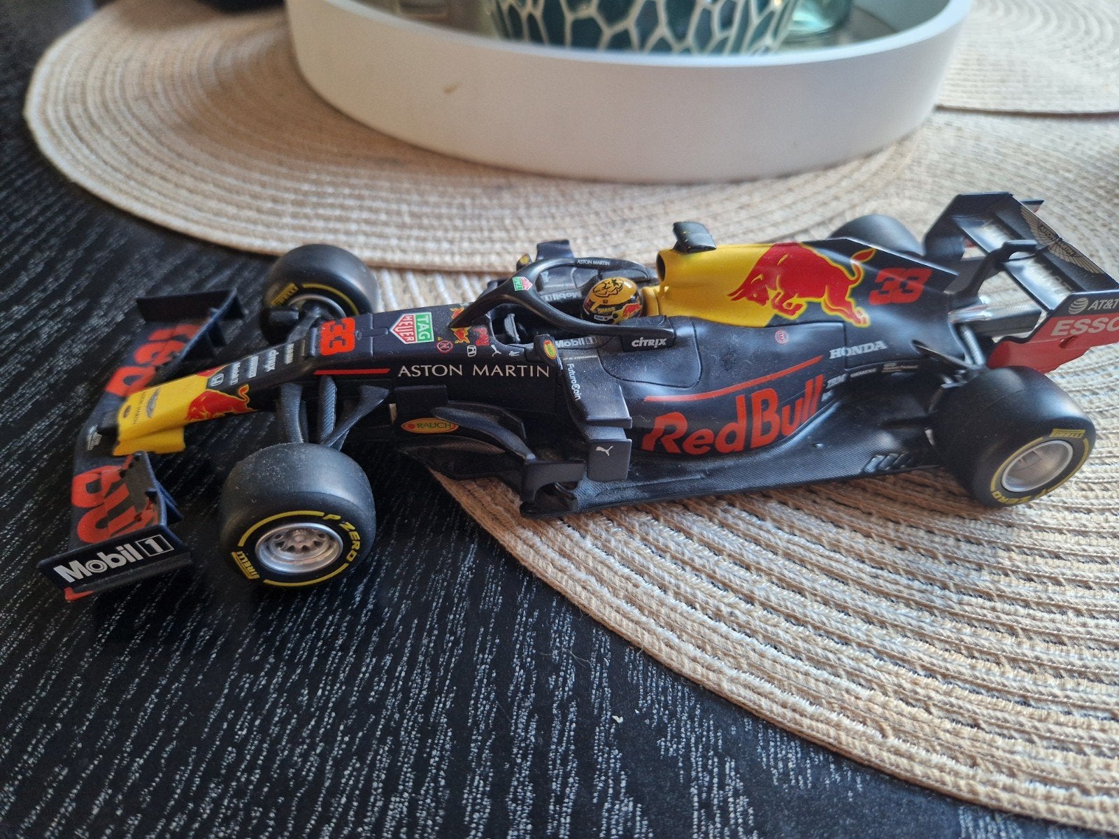 Aston Martin Red Bull RB15 1:24 schaalmodel, Ophalen of Verzenden, Auto, Bburago