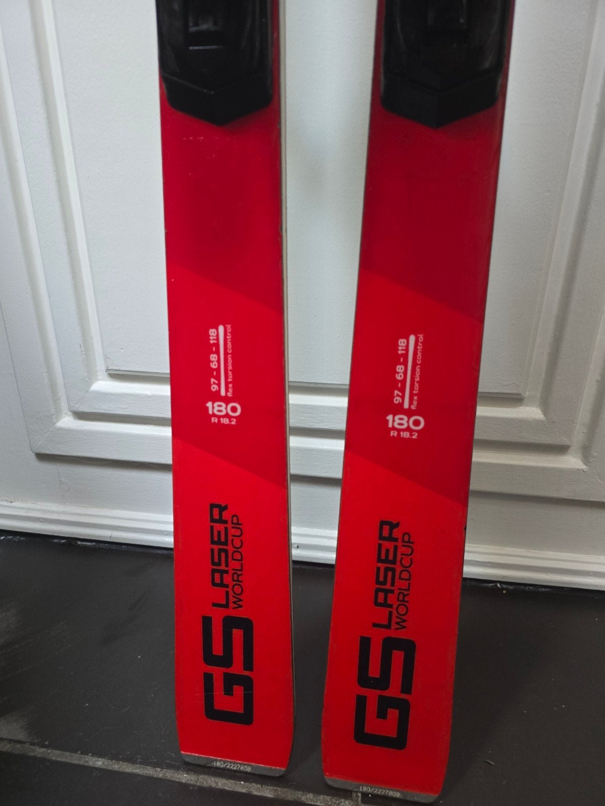 180cm STOCKLI LASER GS WORLDCUP NP1600€ BEST OP WERELD, Stockli, 180 cm of meer, Ophalen of Verzenden, Zo goed als nieuw