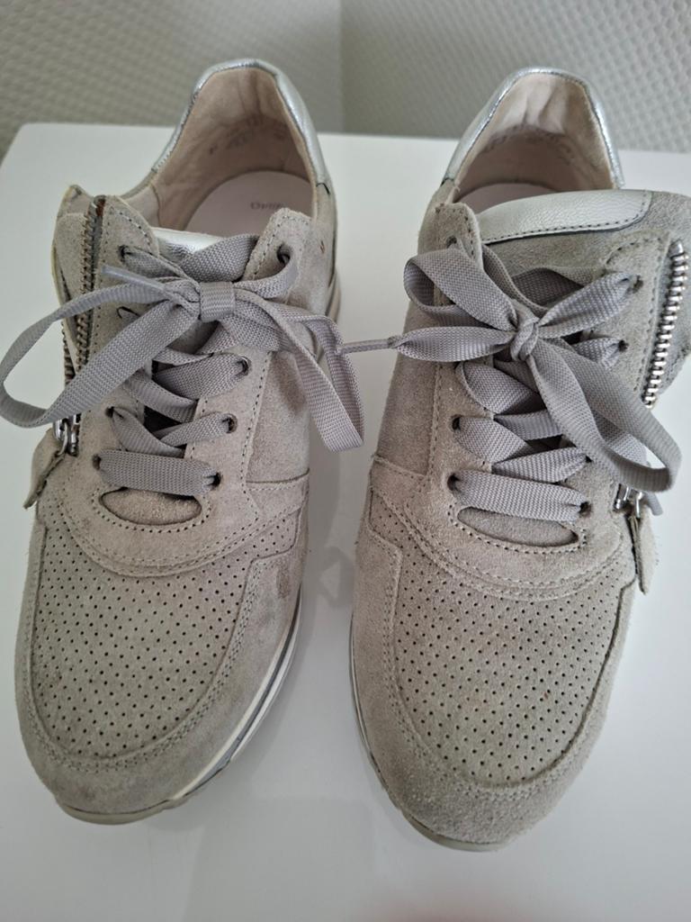 Sneakers, lichtgroen, Gabor, als nieuw, maat 37, Ophalen of Verzenden, Zo goed als nieuw, Groen, Sneakers of Gympen