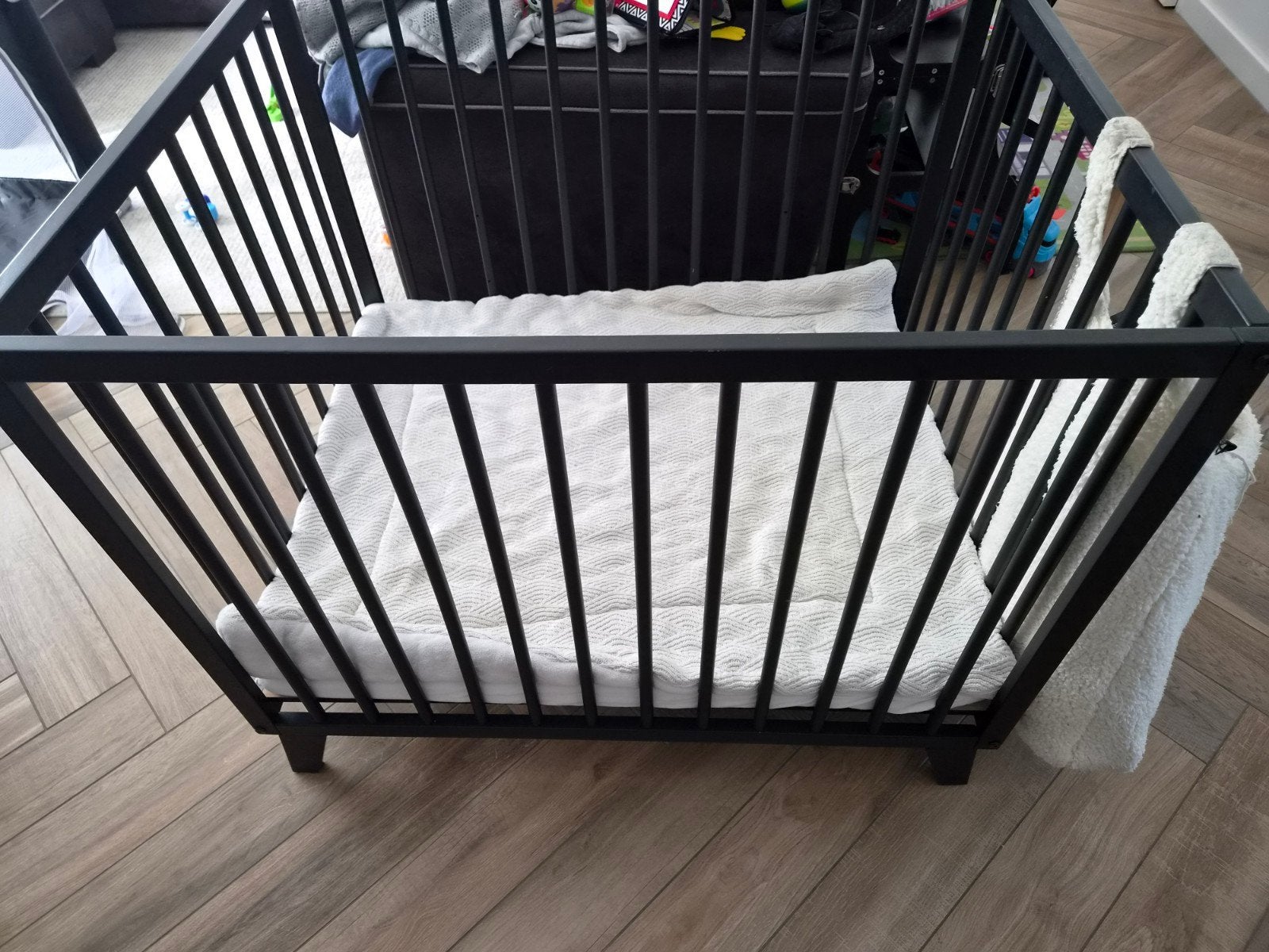 TWF baby box zwart Romeo in goede staat, Ophalen, Gebruikt, Vierkant, In hoogte verstelbaar