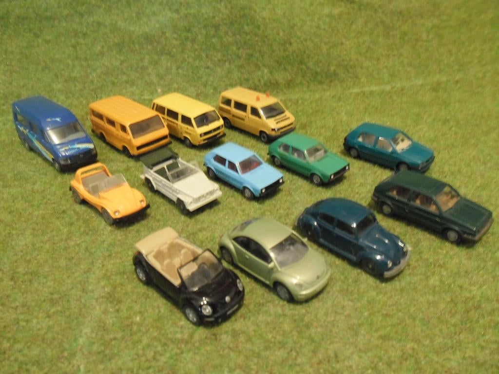 13 Wiking VW Volkswagens HO 1/87  Verzenden kan ook, Hobby en Vrije tijd, Modeltreinen | H0, Wisselstroom, Overige typen, Zo goed als nieuw