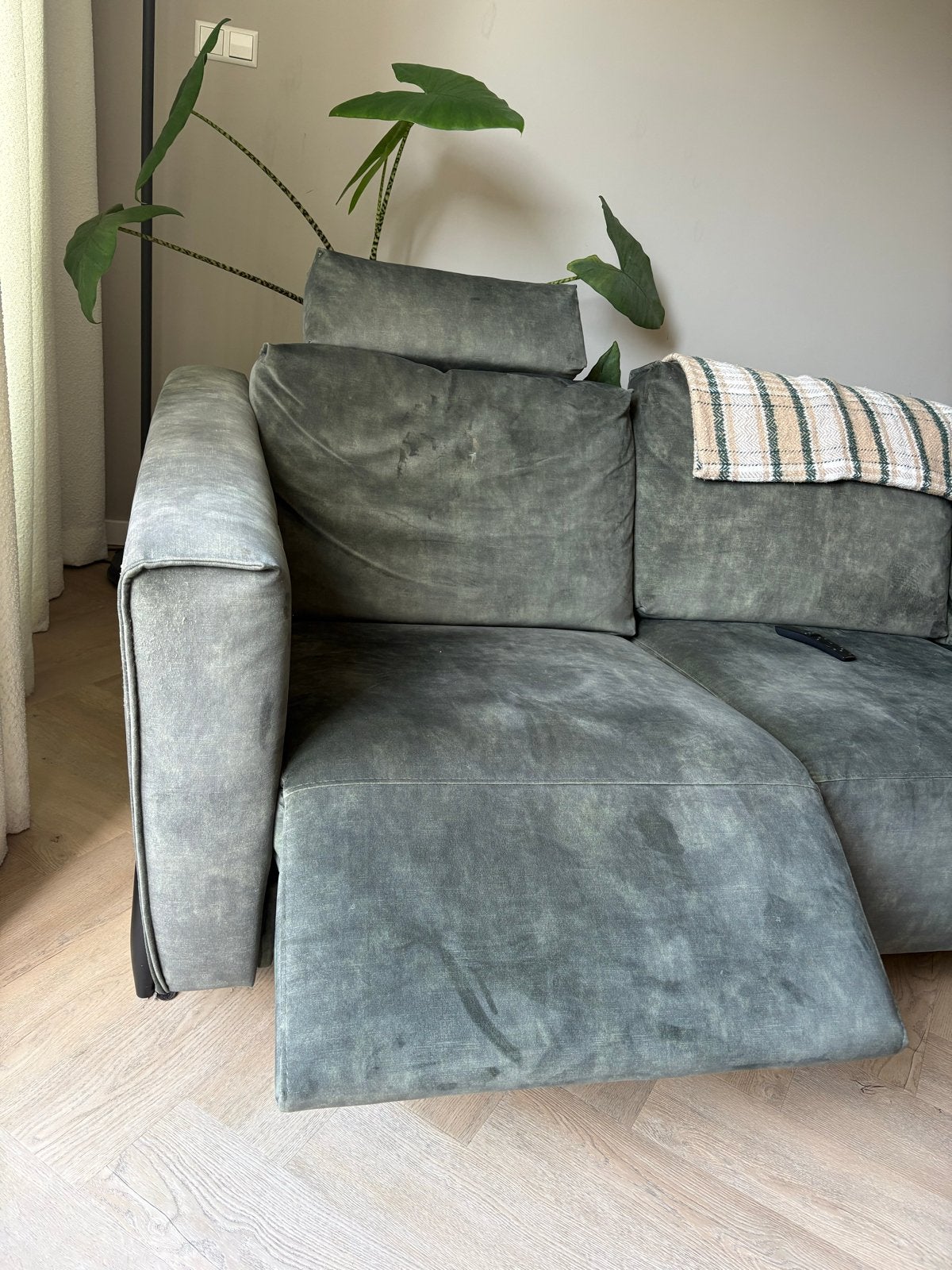 Donkergroene velour Zitmaxx bank met elektrische stoel, Ophalen, Gebruikt, Hoekbank, 300 cm of meer