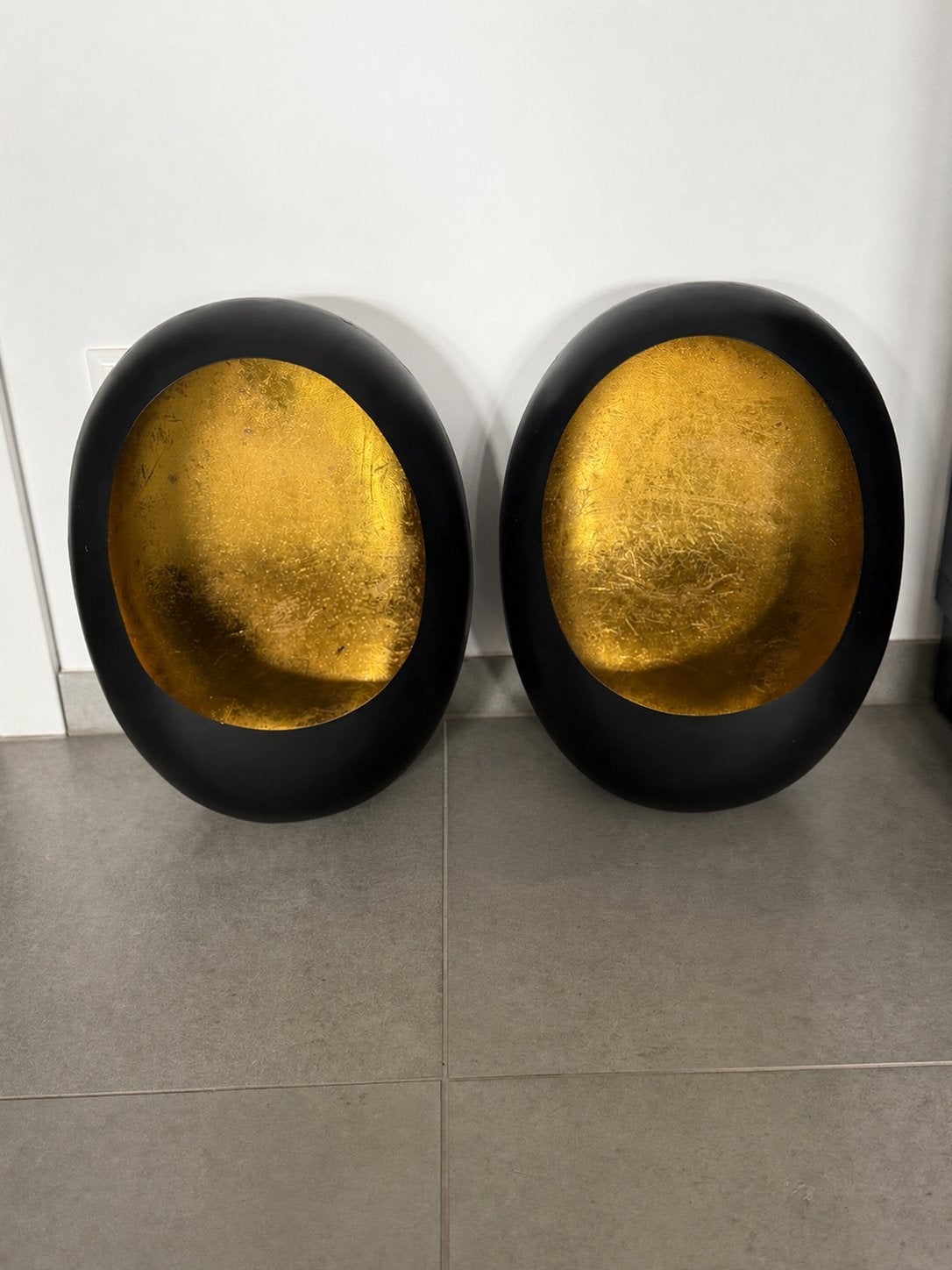 Set van 2 zwarte en gouden decoratieve schalen, Zwart, Ophalen of Verzenden, Zo goed als nieuw, Metaal