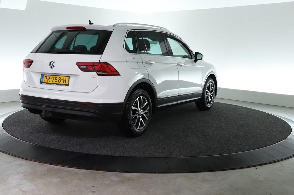 Volkswagen Tiguan 1.4 TSI ACT Comfortline Business | TREKHAA, Euro 6, 4 cilinders, 150 pk, Wit