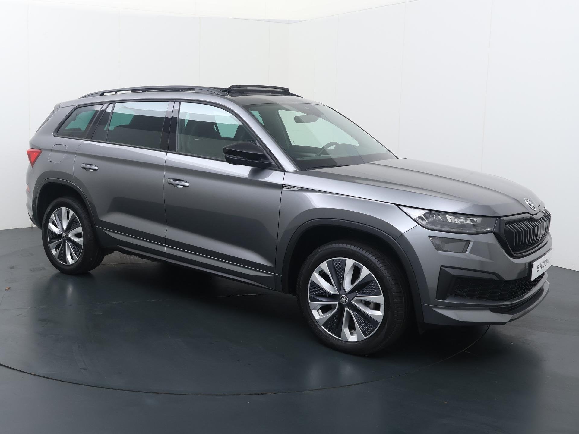 Skoda Kodiaq 1.5 TSI Sportline Business 7p. | 150 PK | Autom, 12 maanden, 4 cilinders, 14 km/l, Bedrijf