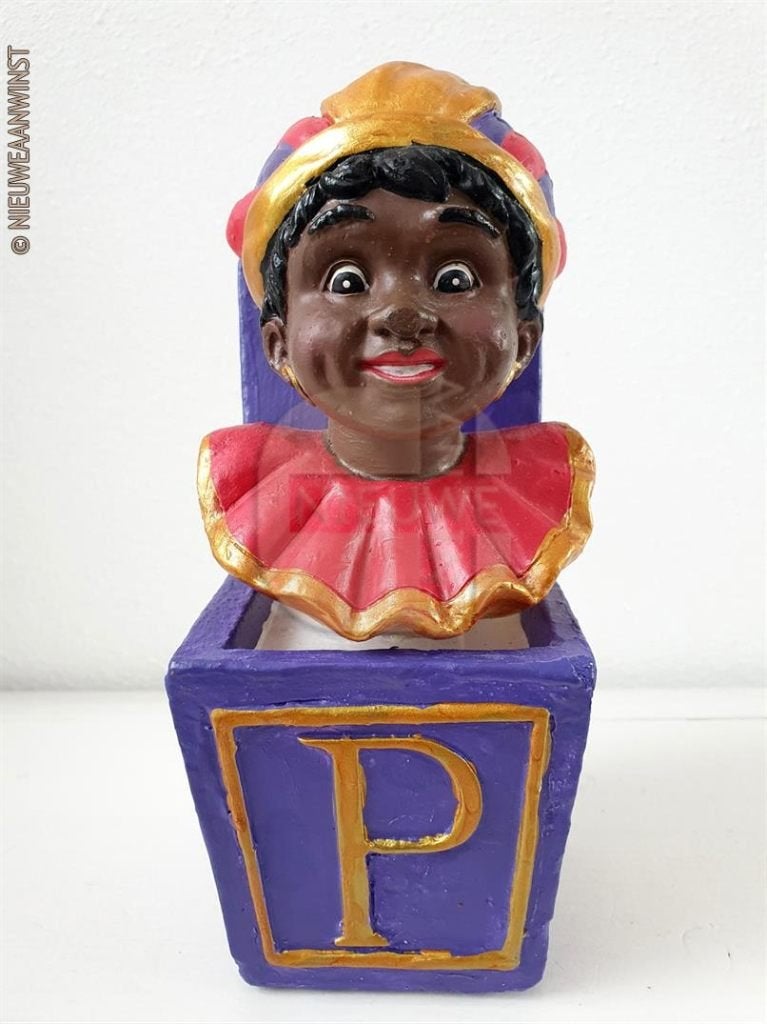 Nostalgisch etalage beeld Piet op veer - 22cm, paars/rood, Verzenden, Zo goed als nieuw