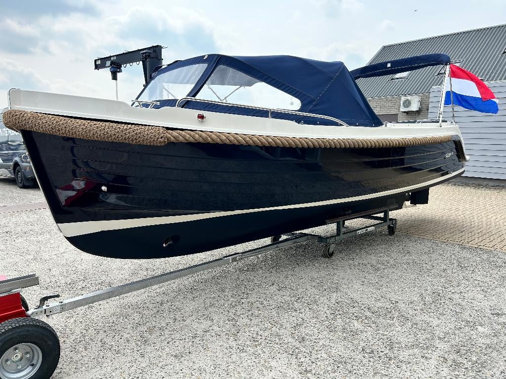 Intender 760 (2013), Ophalen, Gebruikt, Binnenboordmotor, Diesel