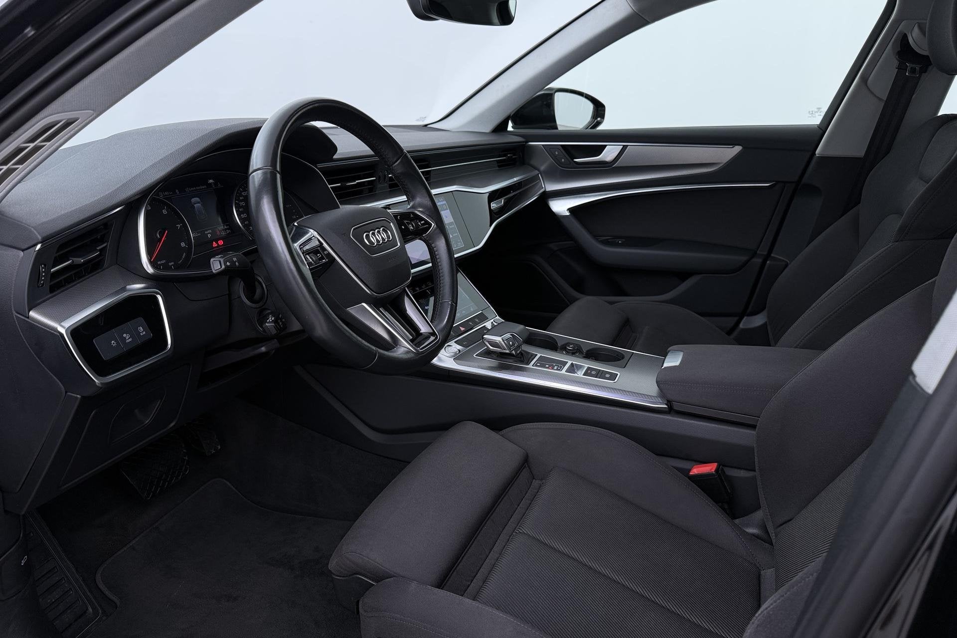 Audi A6 Avant 45 TFSI Design Pro Line Plus | ACC | Trekhaak, Auto's, Stof, Gebruikt, 4 cilinders, Zwart