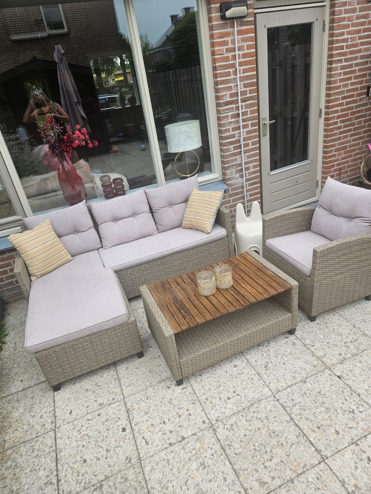 loungeset met houten salontafel 1 jaar oud, 4 zitplaatsen, Ophalen of Verzenden, Loungeset, Wicker