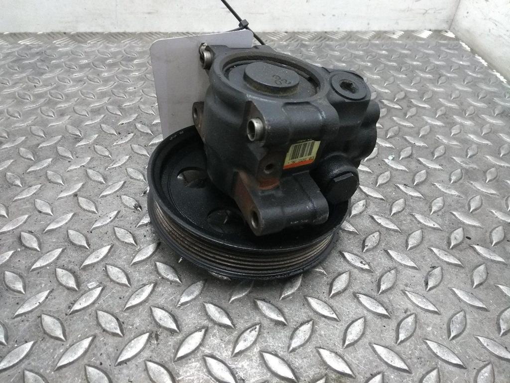 FORD MONDEO 1.8-16V First Ed. STUURPOMP 2004, Ophalen of Verzenden, Gebruikt, Stiba lid