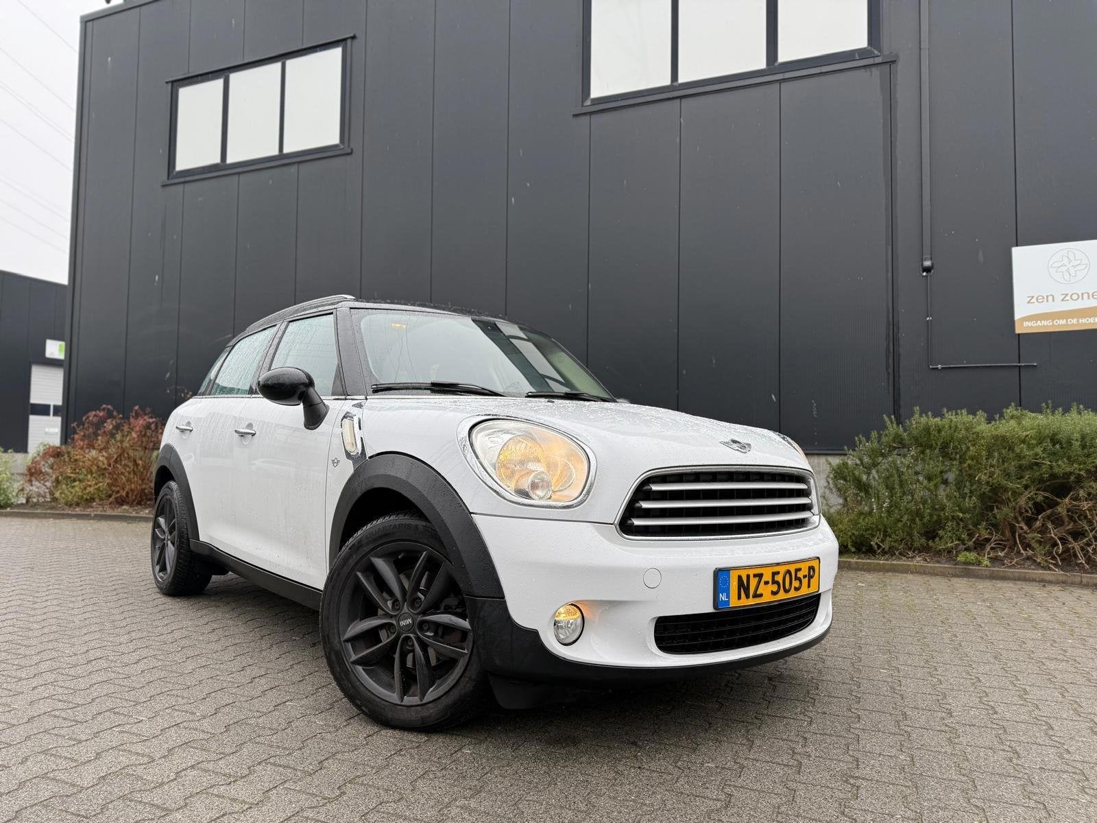 Mini Countryman 1.6 Cooper/RIJKLAAR/TOP STAAT/, Voorwielaandrijving, Euro 5, Stof, Gebruikt