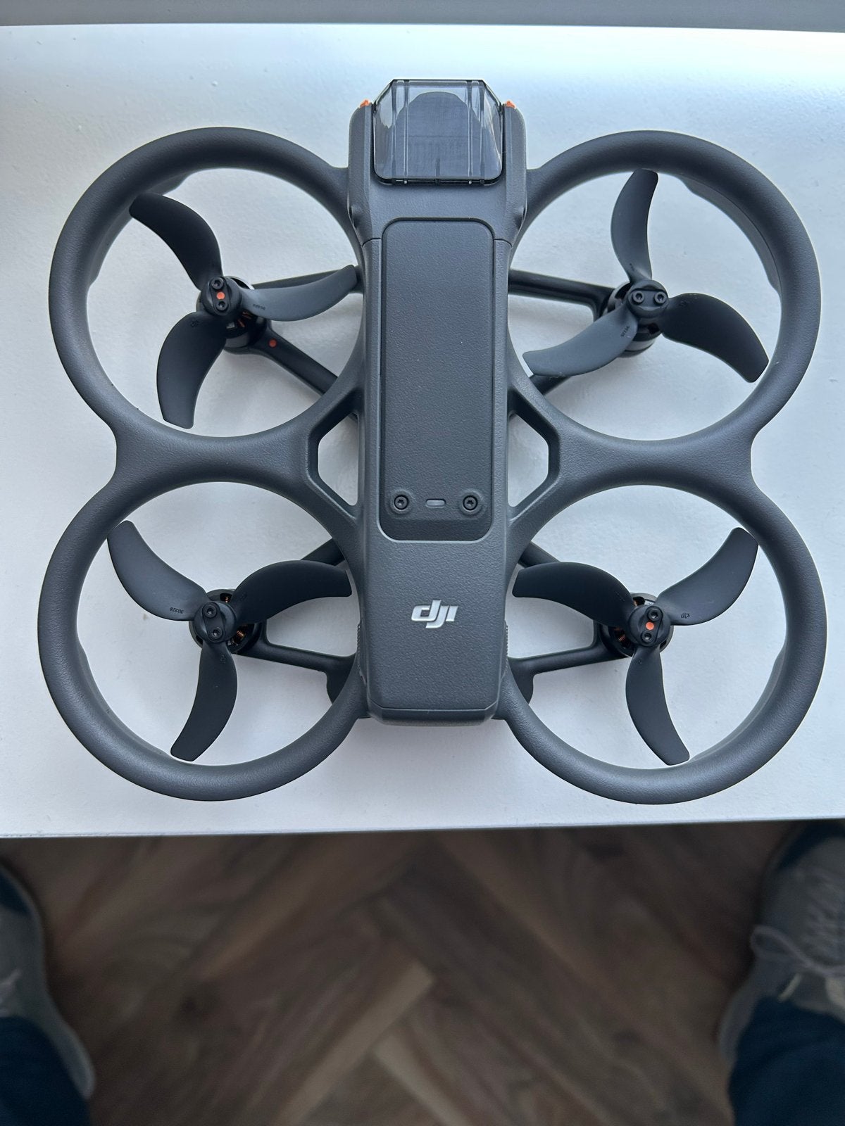 DJI Avata 2 Fly More Combo (3 accu's) - Zo goed als nieuw, Audio, Tv en Foto, 250 tot 900 gram, Cameradrone, Extra accu('s), Zo goed als nieuw