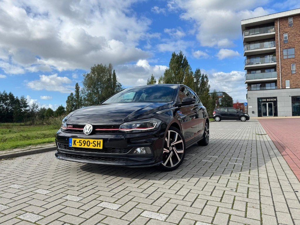 Volkswagen Polo 2.0 TSI 200pk 6-DSG 2018 VIRTUAL DASH, Stof, 4 cilinders, 1984 cc, Zwart