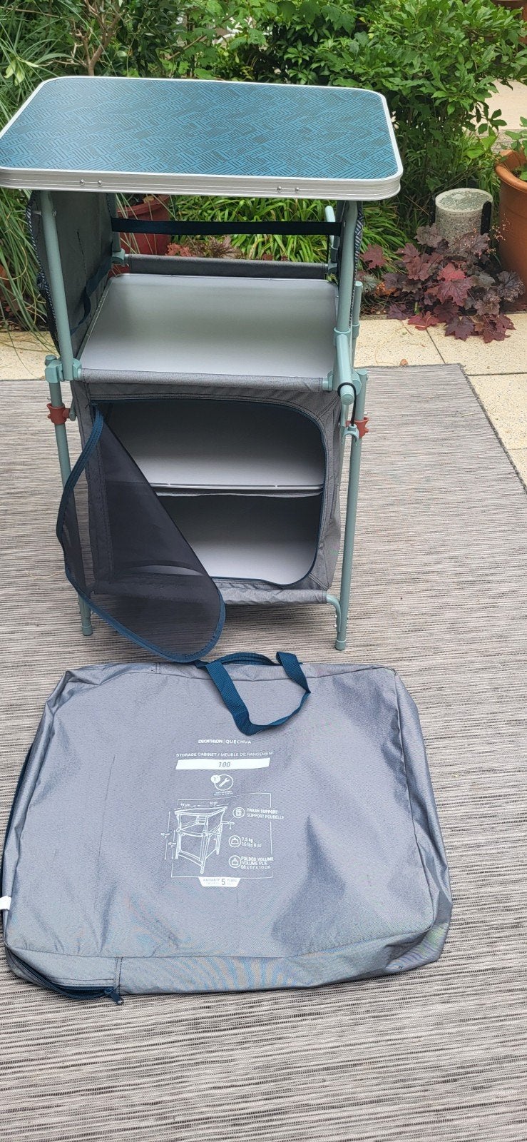 Opvouwbare kast voor caravan of camping - Decathlon Quechua, Ophalen, Zo goed als nieuw