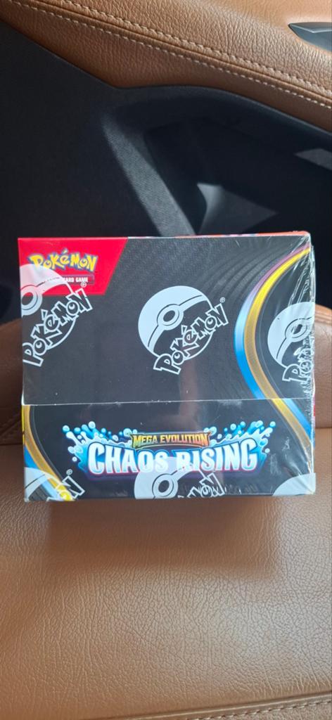 Pokémon Chaos Rising Mega Evolution Sealed Booster  box, Ophalen of Verzenden, Nieuw, Boosterbox
