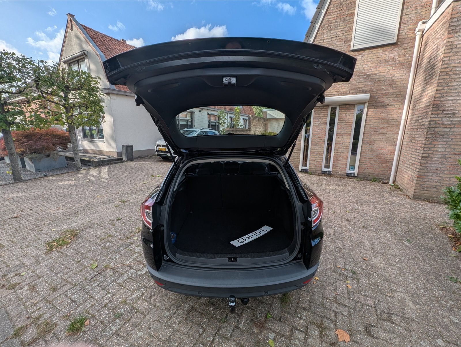 Foto 6 van Renault Mégane 1.2 TCE 85KW Energy Estate 2016 met trekhaak