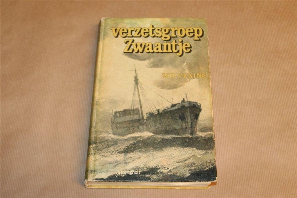 Verzetsgroep Zwaantje — WOII Verzet Noord-Nederland 1978, Boeken, Verzenden, Tweede Wereldoorlog, Gelezen, Overige onderwerpen