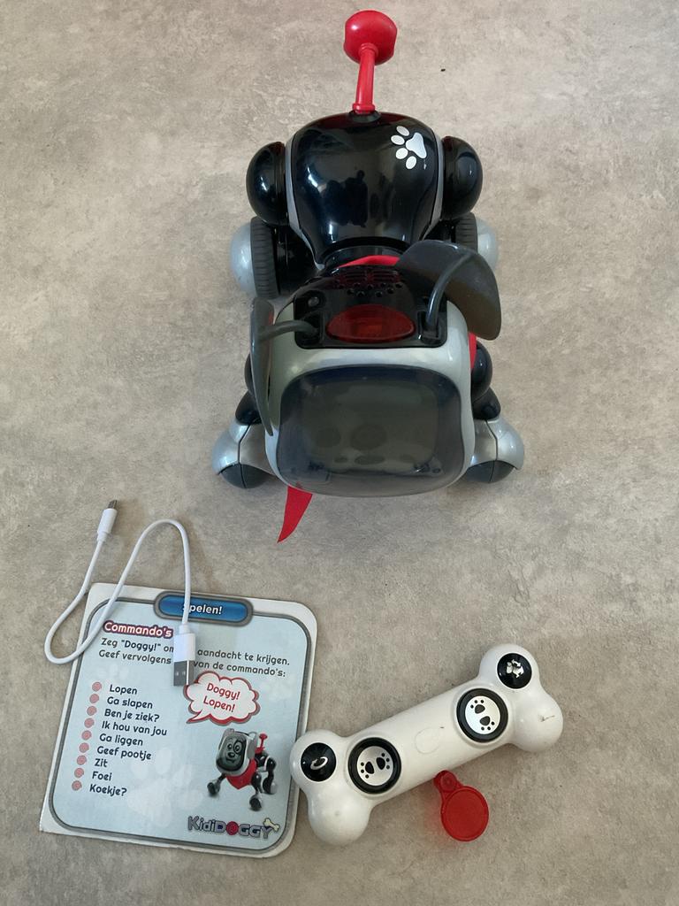 KidiDoggy Interactieve Robot Hond met Afstandsbediening, Ophalen of Verzenden, Zo goed als nieuw, Jongen of Meisje