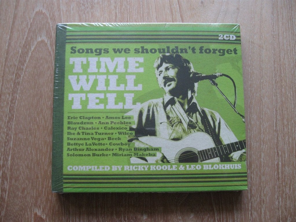 CD (2 Discs) Songs We Shouldn't Forget Time Will Tell SEALED, Ophalen of Verzenden, Nieuw in verpakking, Pop, Verzamelalbum