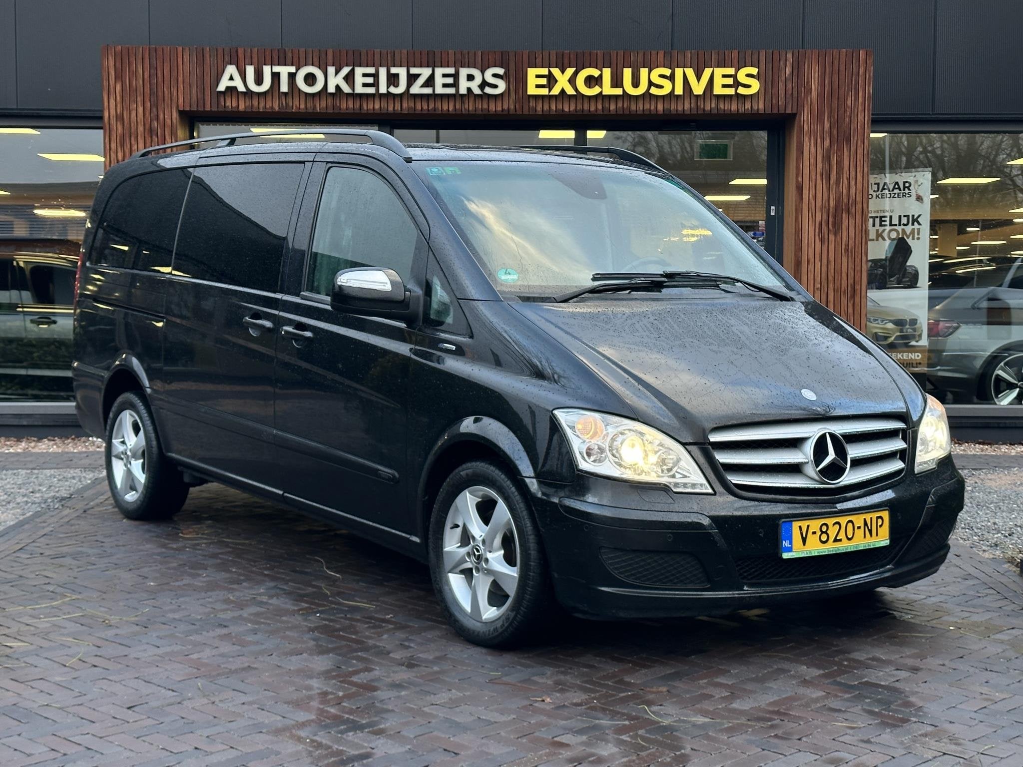 Mercedes-Benz Viano 3.0 CDI Edition Lang Navi Trekhaak Stoel, Automaat, Euro 5, Achterwielaandrijving, Gebruikt