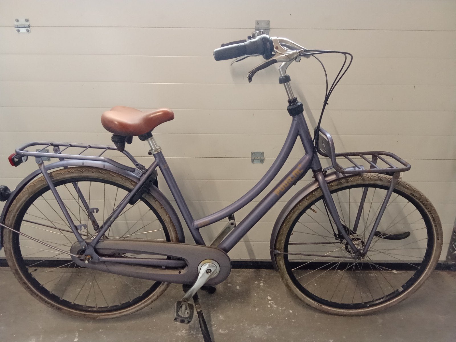 28 inch Gazelle Omafiets. Framemaat 55 cm, Fietsen en Brommers, Ophalen, Versnellingen, Gazelle Puur NL, 53 tot 56 cm