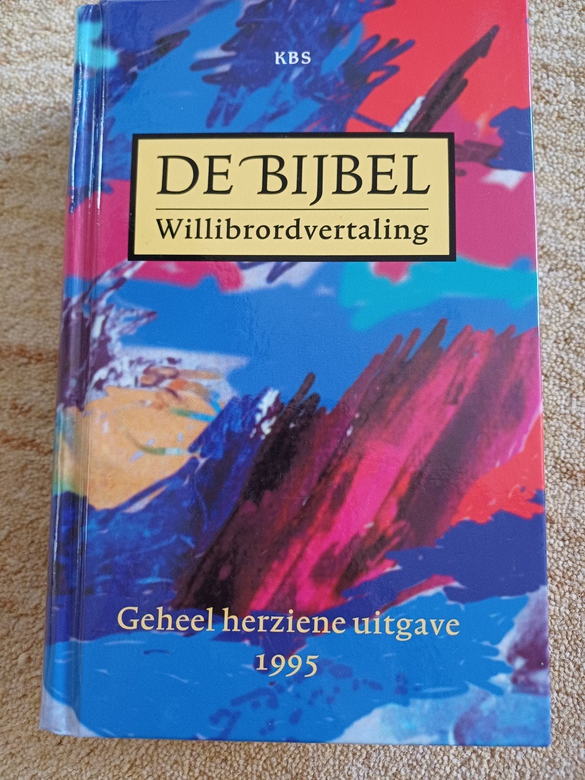 De Bijbel Willibrordvertaling - Geheel herziene uitgave, Ophalen of Verzenden, Zo goed als nieuw, Christendom | Katholiek