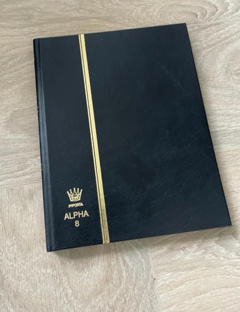 postzegel verzamelmap Importa Alpha 8 album, Postzegels en Munten, Postzegels | Toebehoren, Ophalen of Verzenden, Verzamelalbum