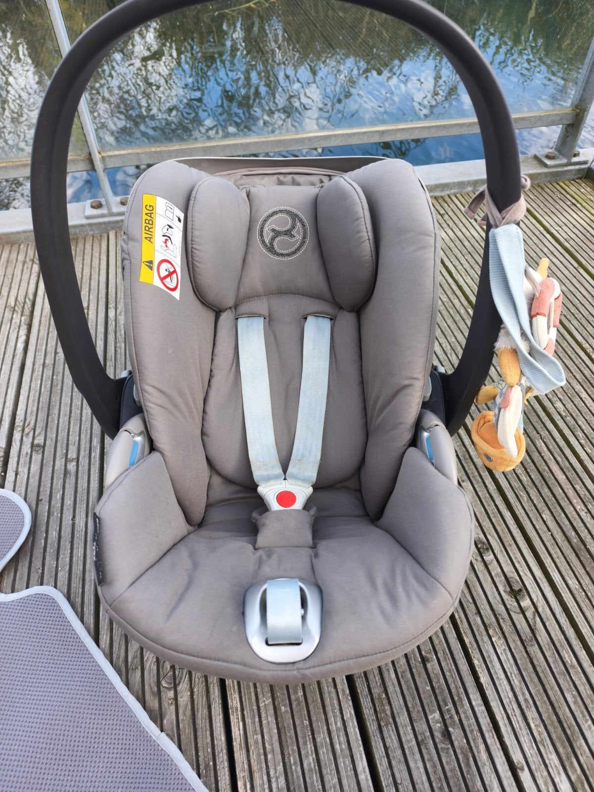 Cybex Cloud Z i-Size autostoel ligstand + aeromoov grijs, Overige merken, Verstelbare rugleuning, Ophalen of Verzenden, Zo goed als nieuw