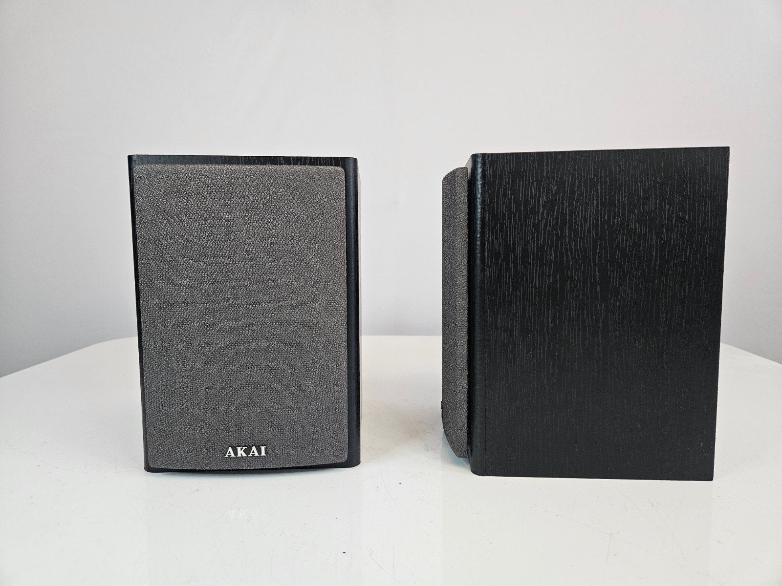 AKAI AMP-240 Boekenplank Luidsprekers - 20W, 6 Ohm, Gebruikt, Onbekend, Ophalen of Verzenden, Onbekend