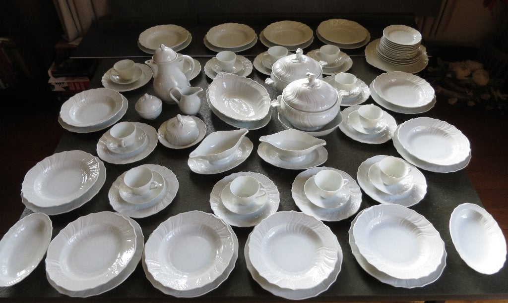 HUTSCHENREUTHER FORM DRESDEN WIT 12 PERS EN MEER, Ophalen, Vintage, Zo goed als nieuw, Porselein