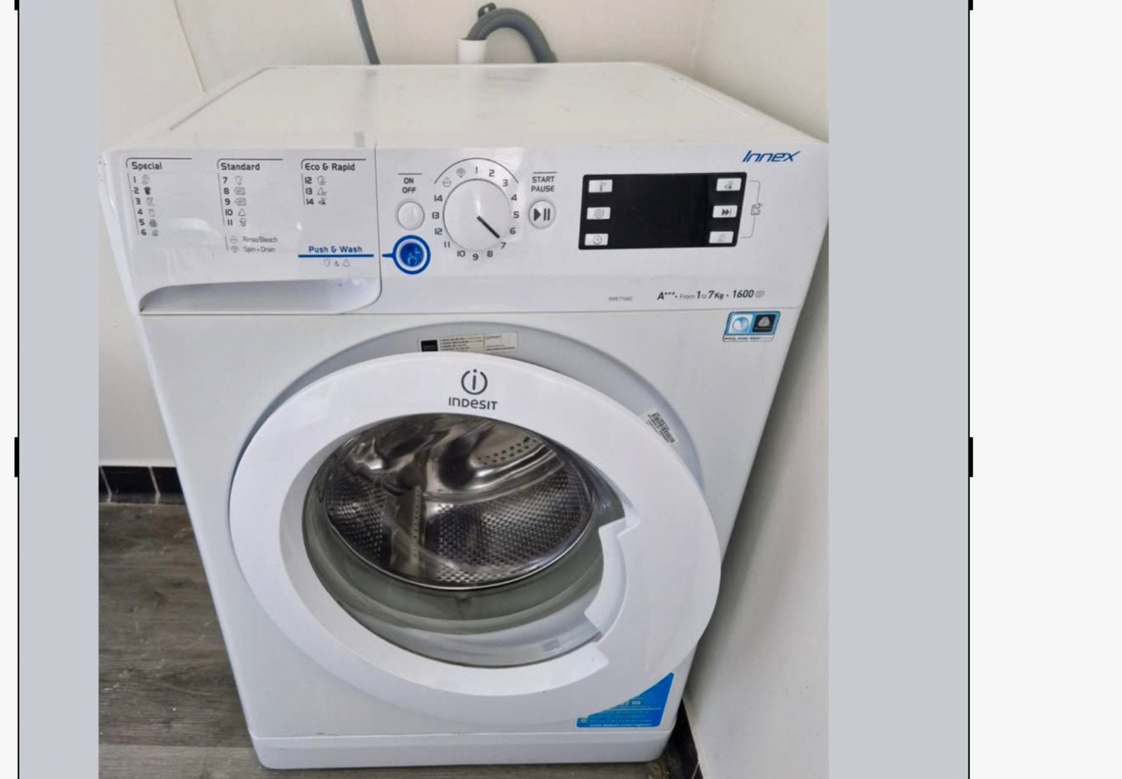 Wasmachine Indesit Innex XWE71683, Witgoed en Apparatuur, Wasmachines, Ophalen, 6 tot 8 kg, Gebruikt, Wolwasprogramma