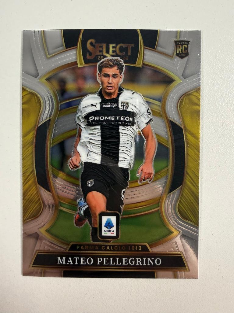 77 Mateo Pellegrino RC Terrace Select Serie A 2025-26, Ophalen of Verzenden, Nieuw, Buitenlandse clubs, Poster, Plaatje of Sticker