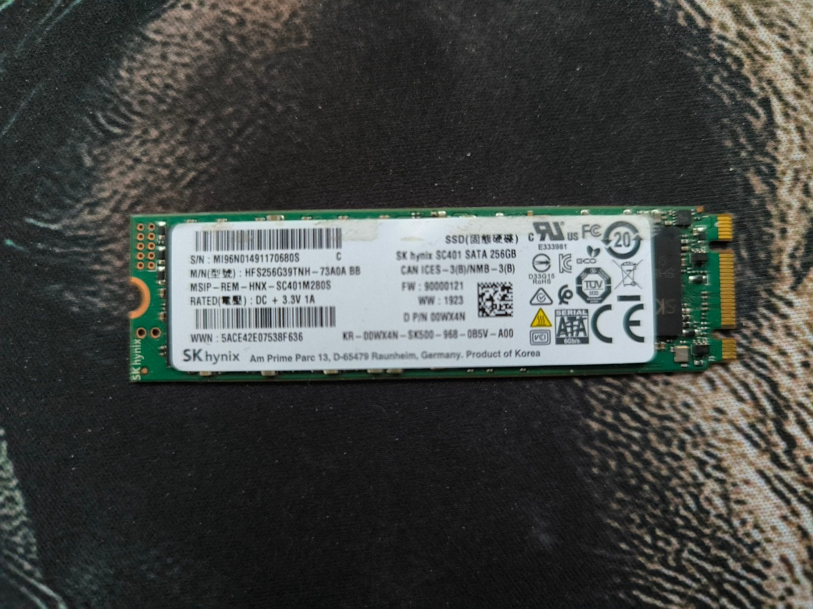 SK Hynix SC401 M.2 SATA SSD 256GB, Computers en Software, Harde schijven, Intern, Gebruikt, 256GB, Server