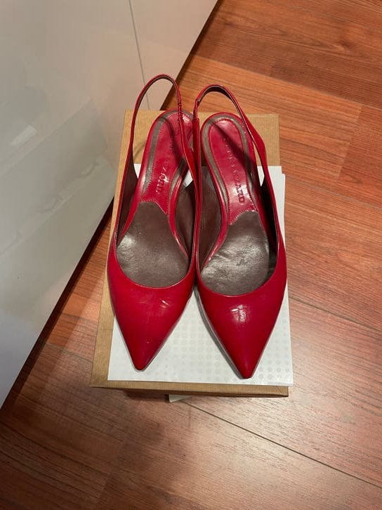 René Lezard rode lakleren pumps maat 38, Pumps, Ophalen of Verzenden, Gedragen, Rood