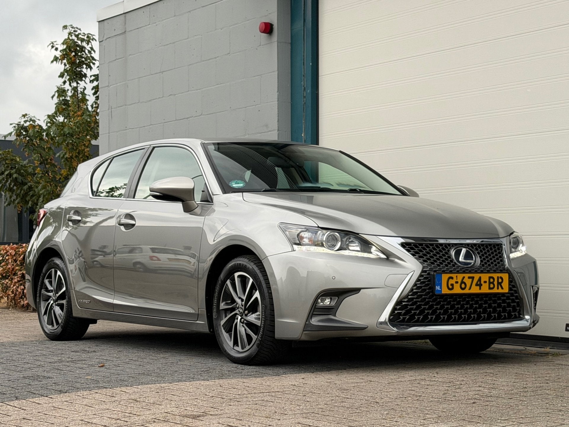 Lexus CT 200h Business Line Navi Camera, Auto's, Gebruikt, Euro 6, 4 cilinders, Adaptive Cruise Control