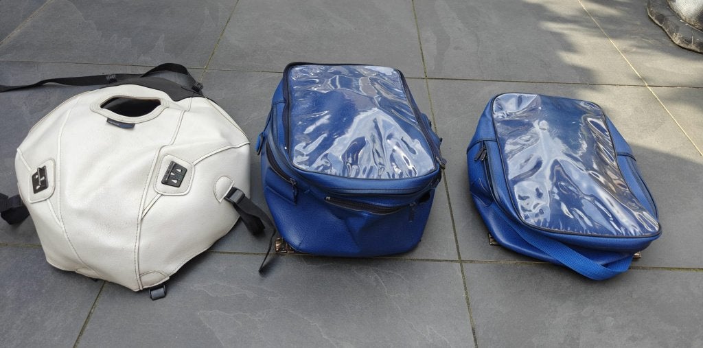 Bagster tankhoes met dubbele tanktas (Triumph ST 1050), Motoren, Ophalen of Verzenden, Gebruikt