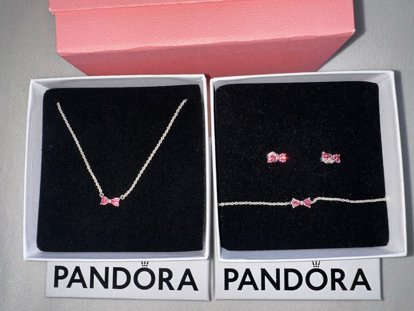 Pandora Strikjes Sieraden Set - Ketting, Armband & Oorbellen, Ophalen of Verzenden, Nieuw