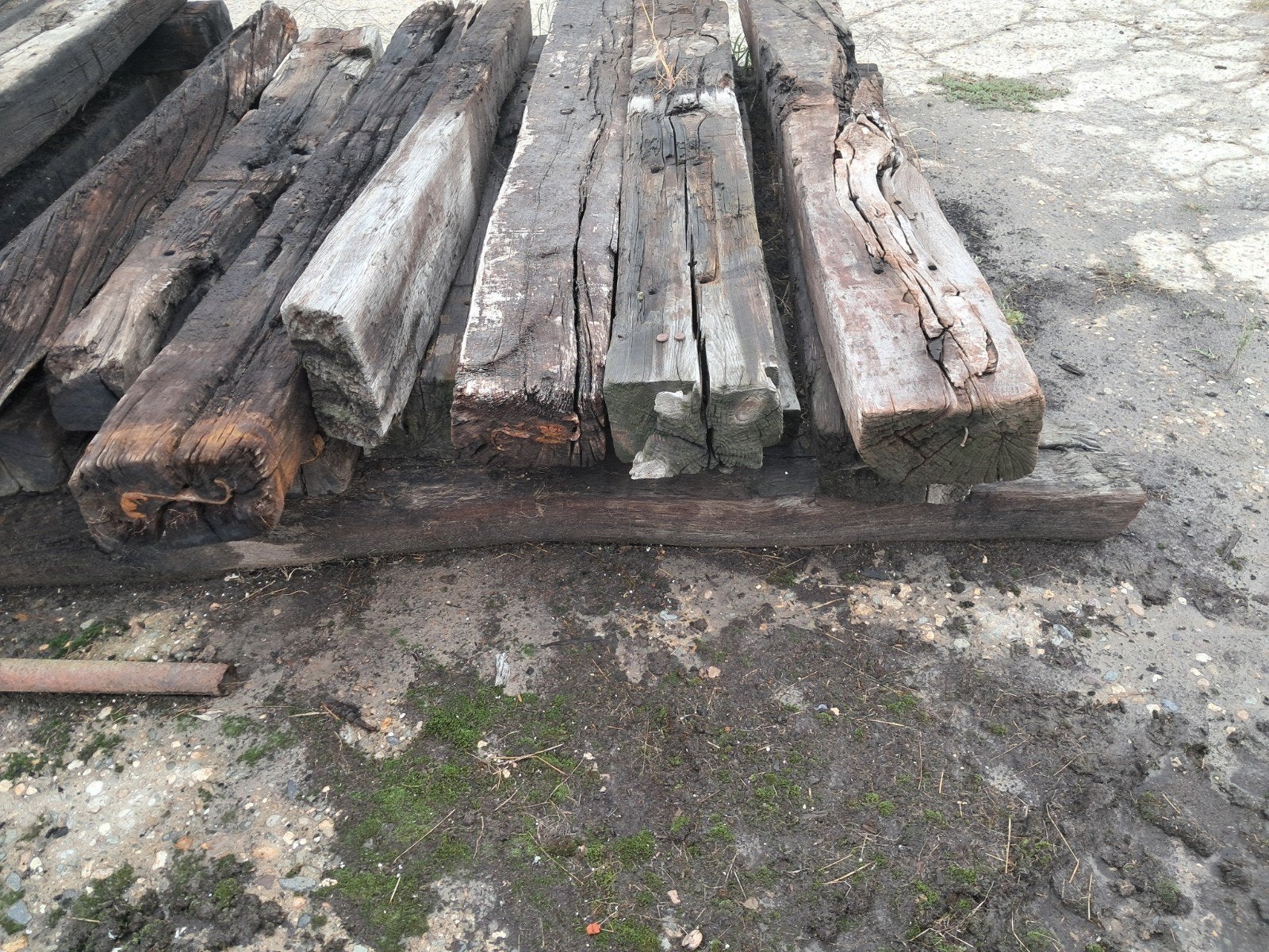 gratis ophalen bielzen +/- 260 cm, Tuin en Terras, Palen, Balken en Planken, Ophalen, Gebruikt, 250 cm of meer, Balken