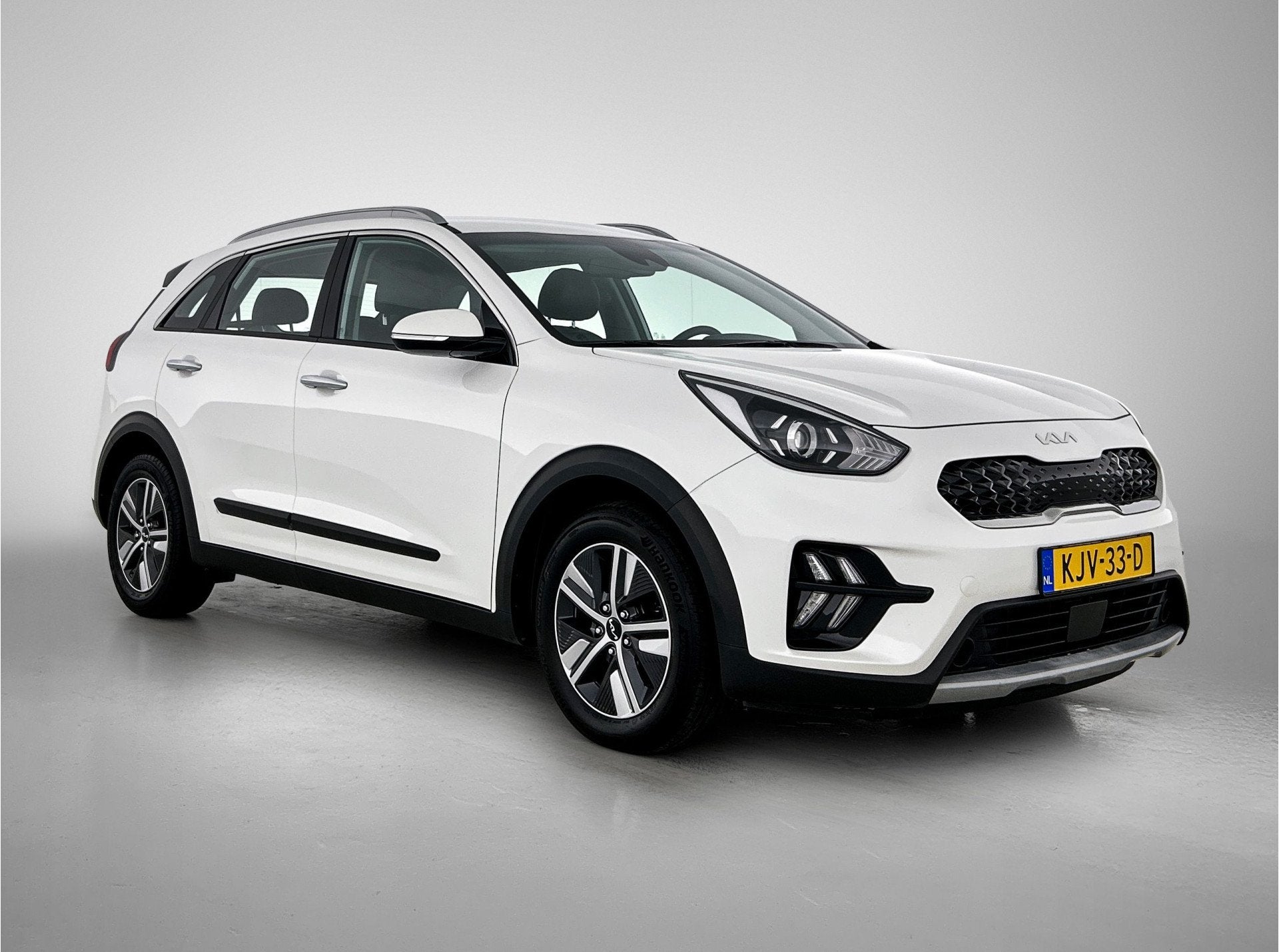 Kia Niro 1.6 GDi Hybrid DynamicLine | apple carplay | achter, 12 maanden, Gebruikt, Leder en Stof, Wit