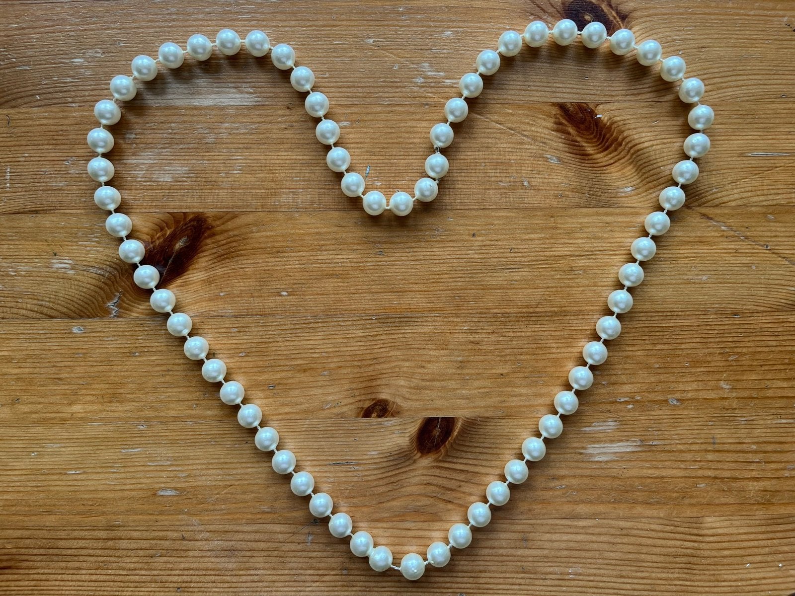Parelketting (faux) 80 cm wit pearl crème, Ophalen of Verzenden, Zo goed als nieuw, Wit, Kunststof