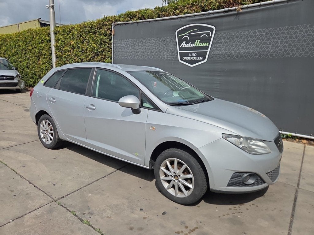 Bumper Voor Seat Ibiza ST (6J8) 2011 6J0807217HGRU, Service@seat.de, Seat, Seat Deutschland GmbH, Gebruikt