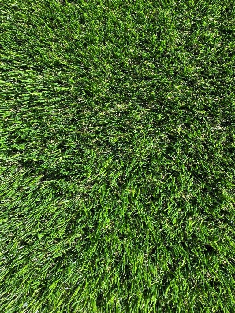 Restant kunstgras afmeting 4 x 1.95 m, Ophalen, Kunstgras, 5427ET, Nieuw