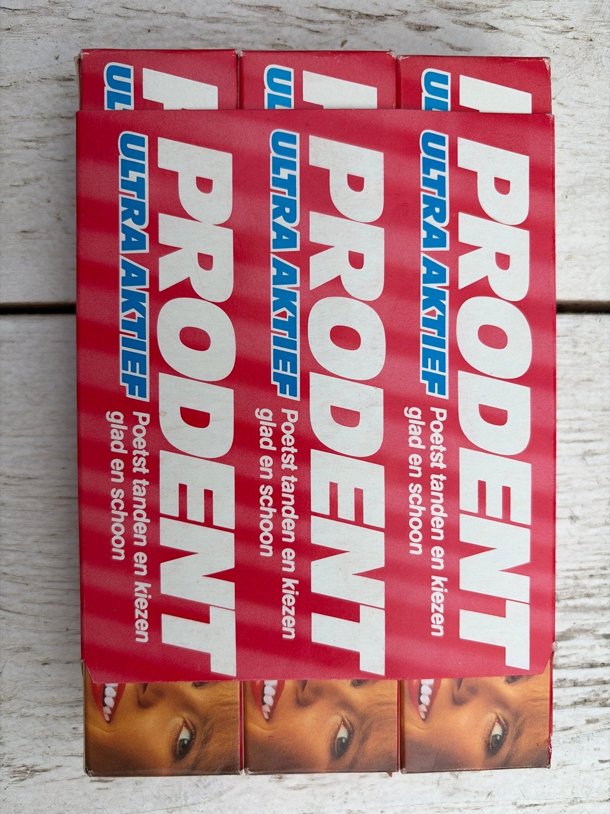 2x - Set Prodent Ultra Aktief Tandpasta 50ml, nieuw in doos, Verzamelen, Ophalen, Huis en Inrichting