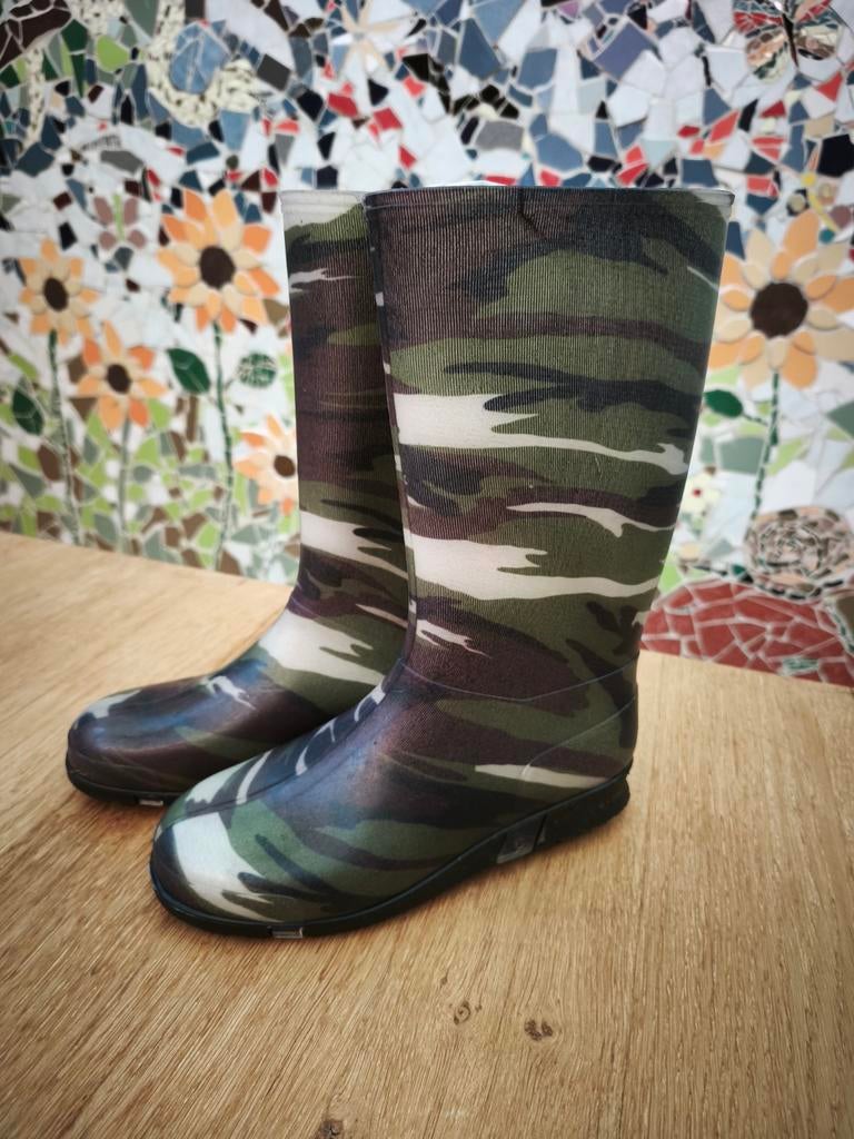 Stoere regenlaarzen kinderen, Kinderen en Baby's, Ophalen of Verzenden, Zo goed als nieuw, Jongen of Meisje, Laarzen