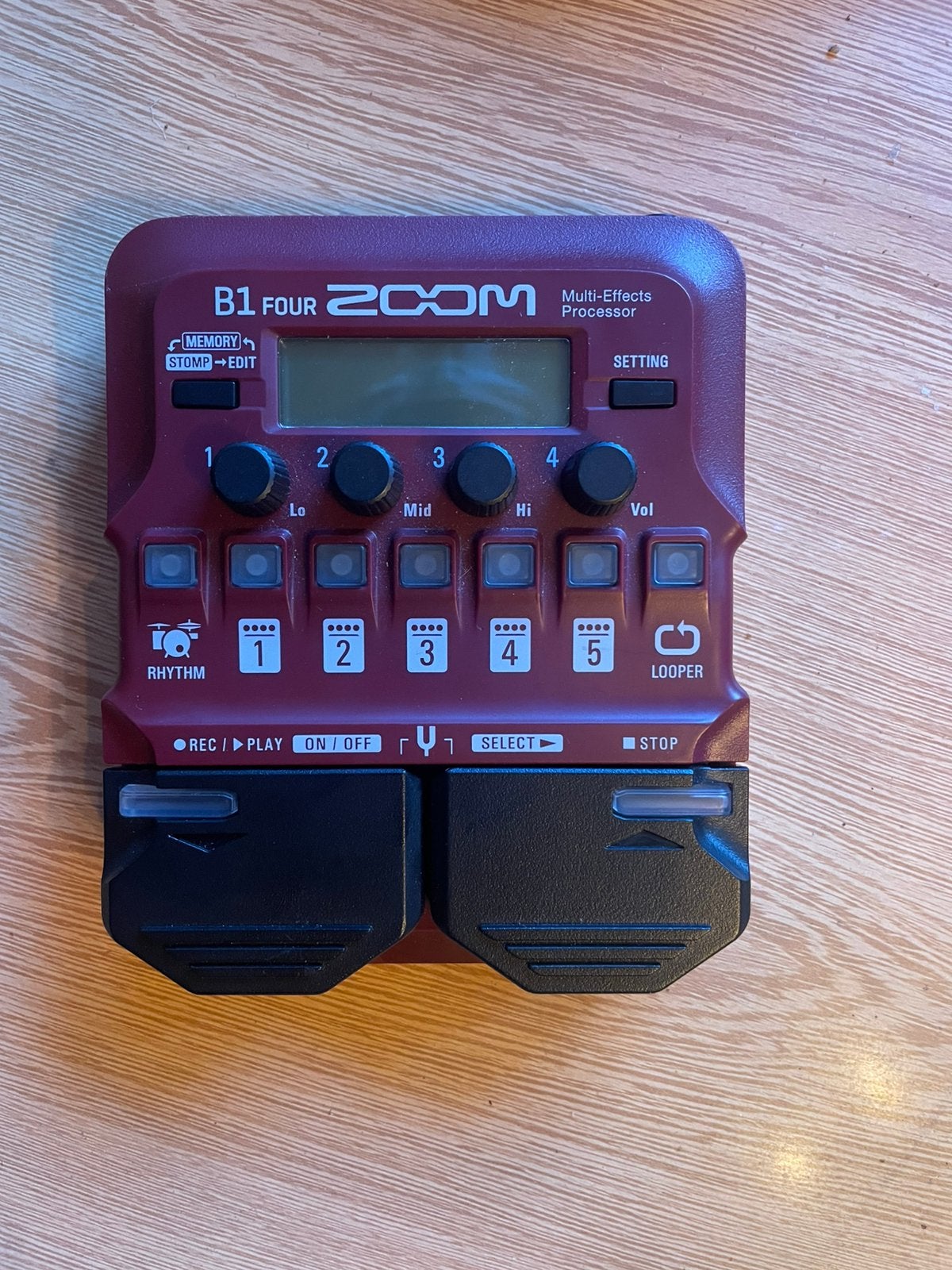 Zoom B1 four, Muziek en Instrumenten, Effecten, Ophalen of Verzenden, Zo goed als nieuw
